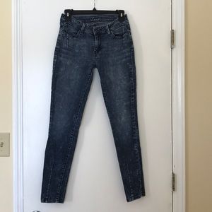 Levi's dark acid wash jeans size 26